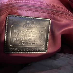 Super cute pink on pink shoulder bag some wear & tear but not damaged! A fav!